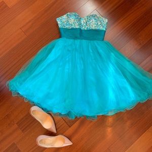 Sean Couture Size 2 Dress